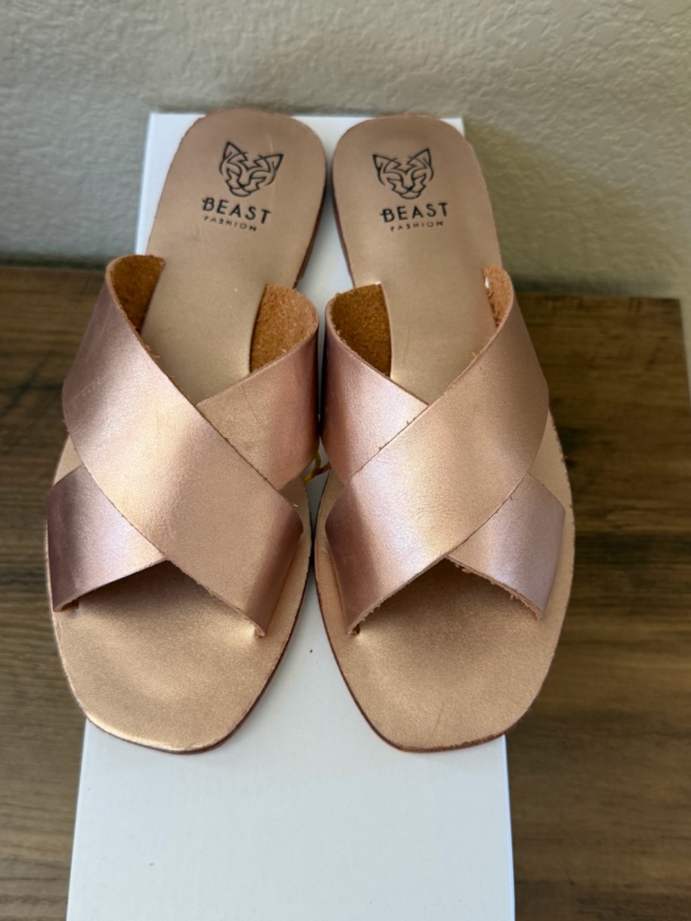 Beast Fashion Sz 7 Women's Suede  Crossed Strap Sandal Espadrilles New